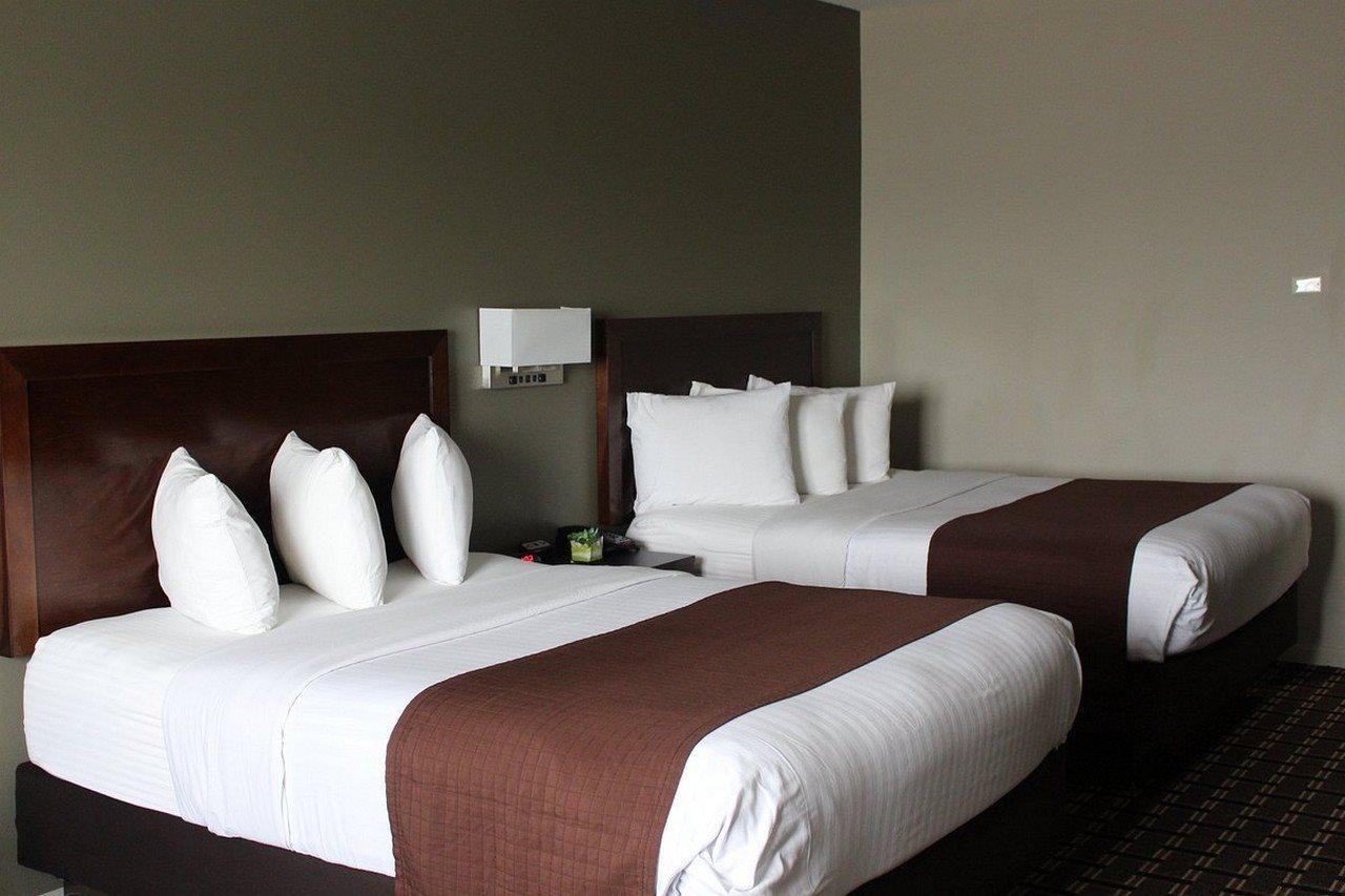 Baymont By Wyndham Columbus Hotel Bagian luar foto
