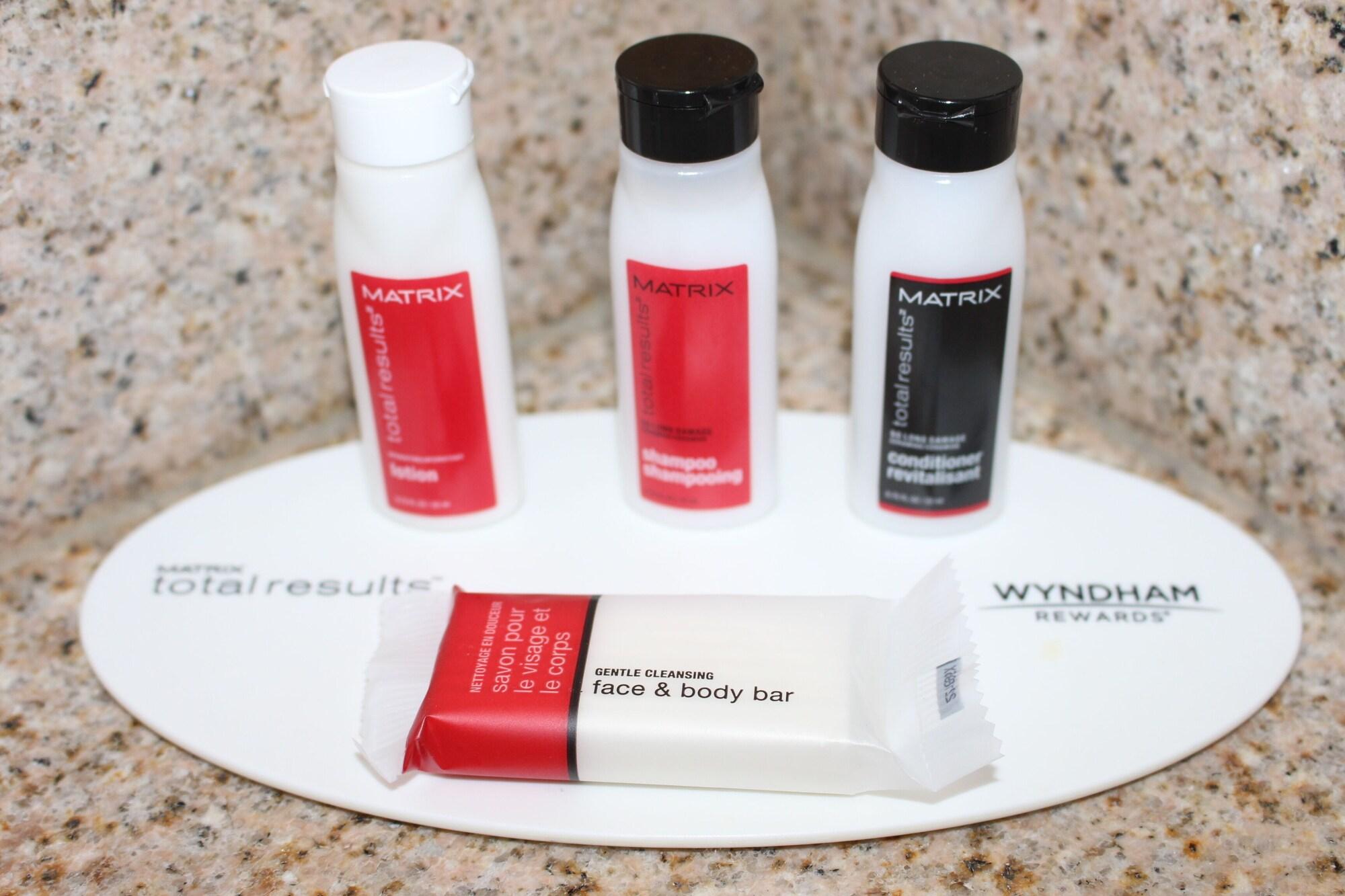 Baymont By Wyndham Columbus Hotel Bagian luar foto