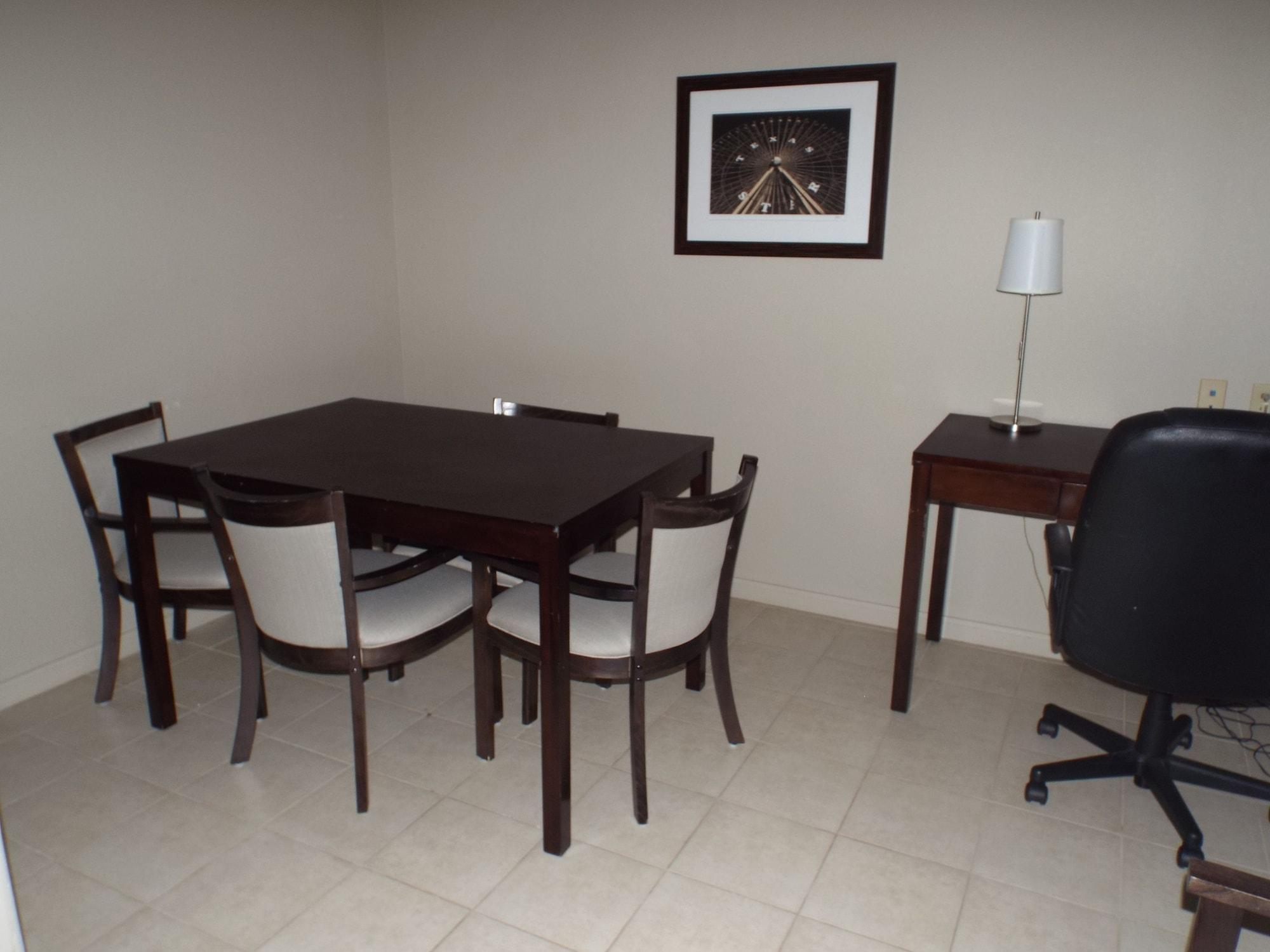 Baymont By Wyndham Columbus Hotel Bagian luar foto