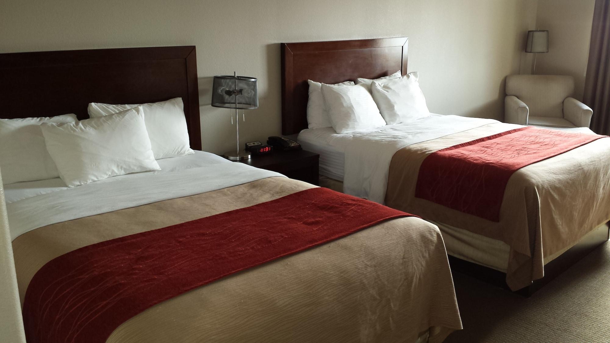 Baymont By Wyndham Columbus Hotel Bagian luar foto