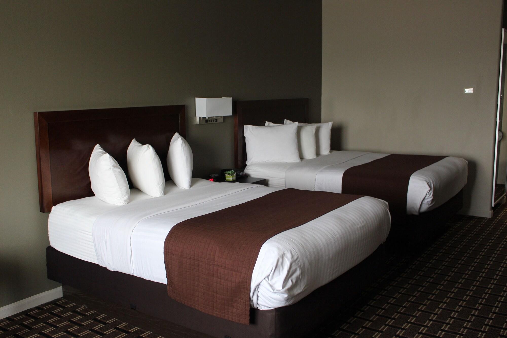 Baymont By Wyndham Columbus Hotel Bagian luar foto