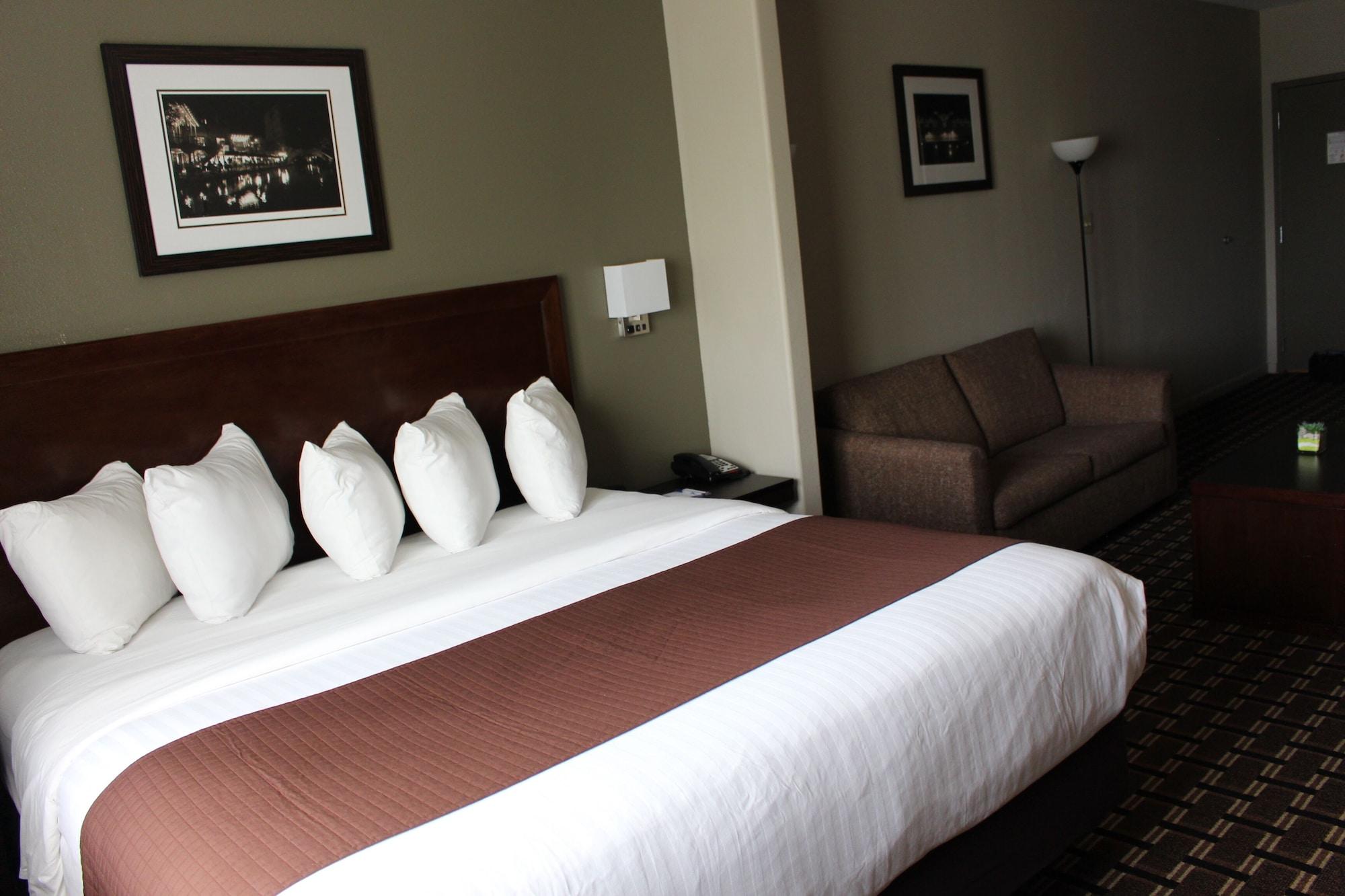 Baymont By Wyndham Columbus Hotel Bagian luar foto