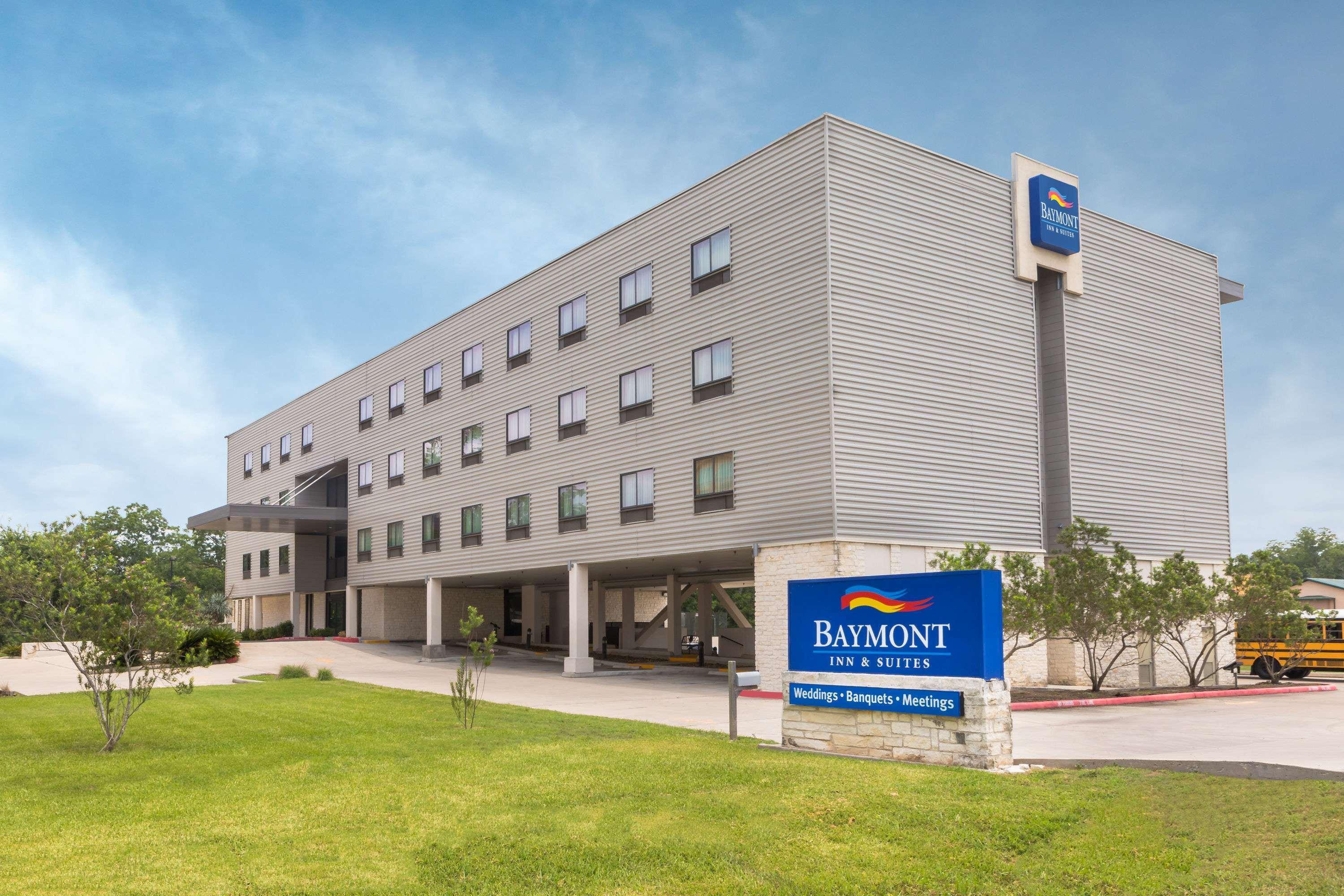Baymont By Wyndham Columbus Hotel Bagian luar foto