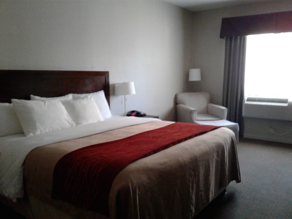 Baymont By Wyndham Columbus Hotel Bagian luar foto